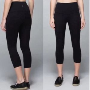 Lululemon Athletica Fold Over Waist Capri Leggings Black